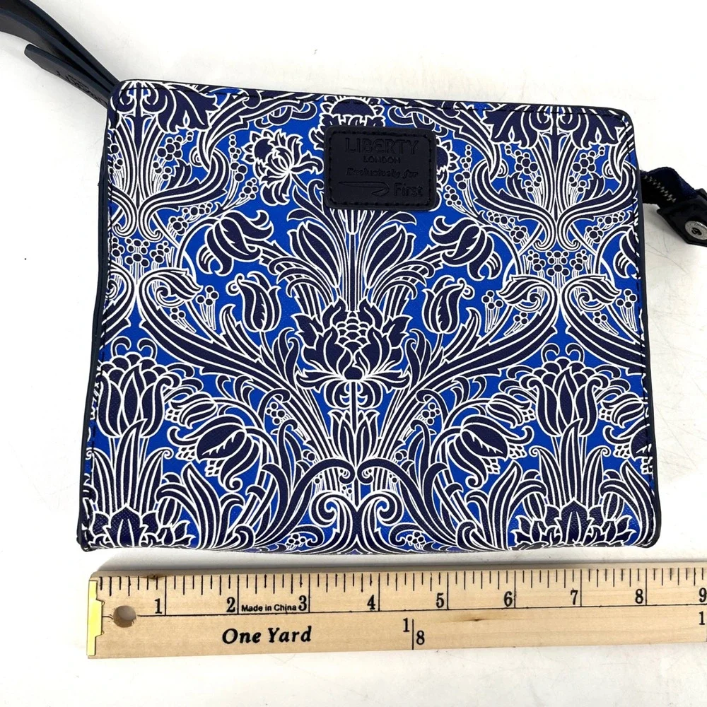 Liberty London Floral Wristlet Pouch Blue White Designer‎ Cosmetic Travel